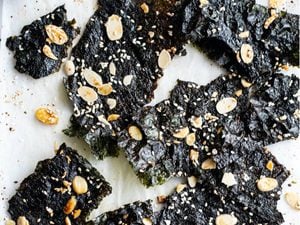 These Nori Crackers Make the Perfect Desk-Side Snack