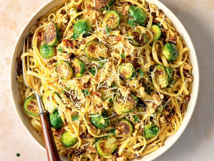 brussels sprouts pasta | image of brussels sprouts pasta in a bowl