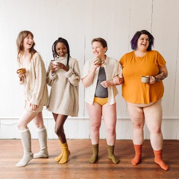 eco-friendly menstrual products | image of 4 people wearing joni pads