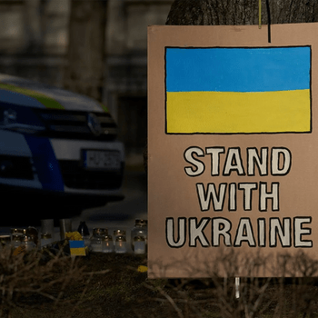 Canada Ukraine Help Hero