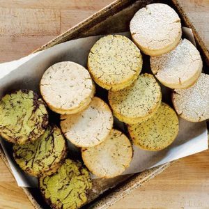 6-Ingredient Vegan Shortbread Cookies with Fun & Fancy Flavours