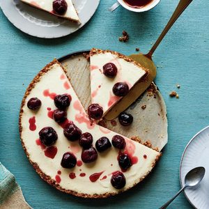 A No-Fuss Recipe for a Nutrient-Packed Yogurt Tart Topped with Cherry Preserves