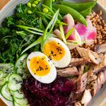 An Easy and Healthy Smoked Mackerel Bowl